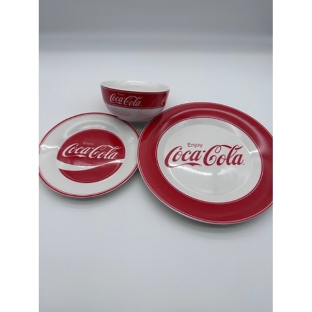 Coca-Cola Gibson Dinnerware Set Red‎ Stoneware 3pc Logo
